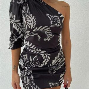 Vestido fruncido gris asimétrico